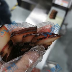 客戶自帶臘肉臘腸上門(mén)現(xiàn)場(chǎng)試機(jī)，效果不錯(cuò)